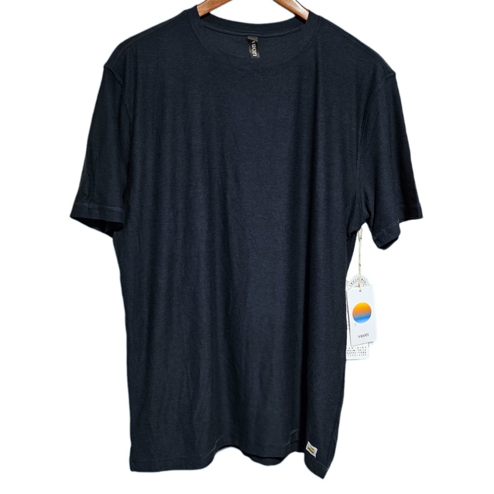 Vuori Strato Tech Tee Navy Heather Size Large NWOT